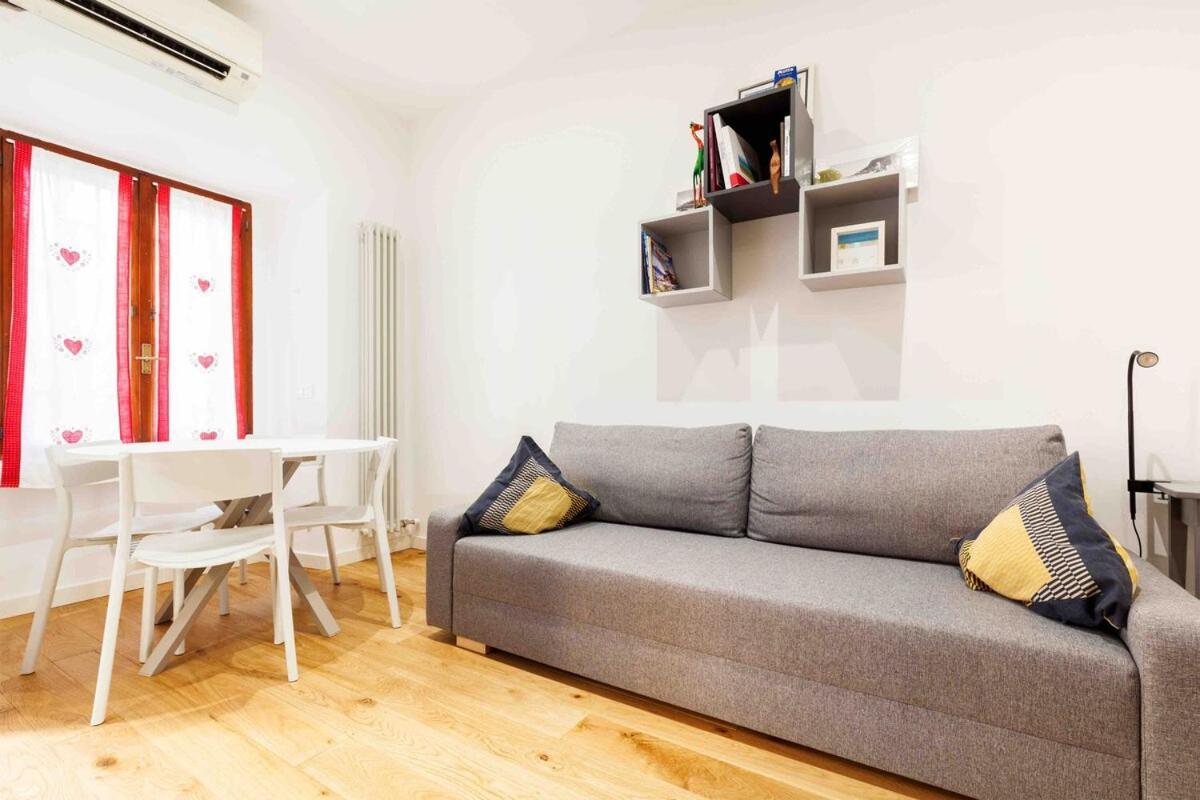 Splendido Bilocale In Vecchia Milano Apartment Luaran gambar